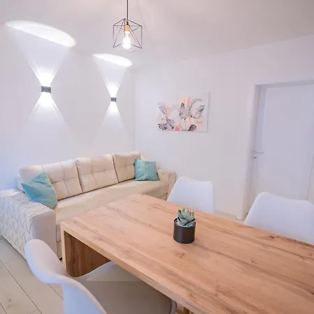 Konstantin View Appartement *